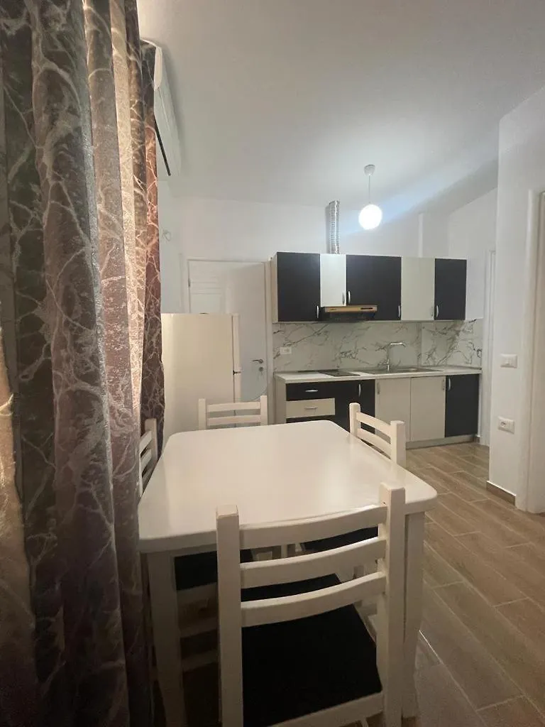 Holiday Home Muharremi Draci Apartment