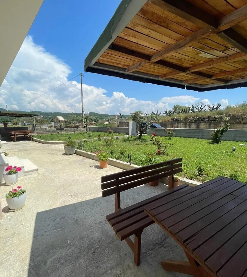 Apartment Holiday Home Muharremi Draci